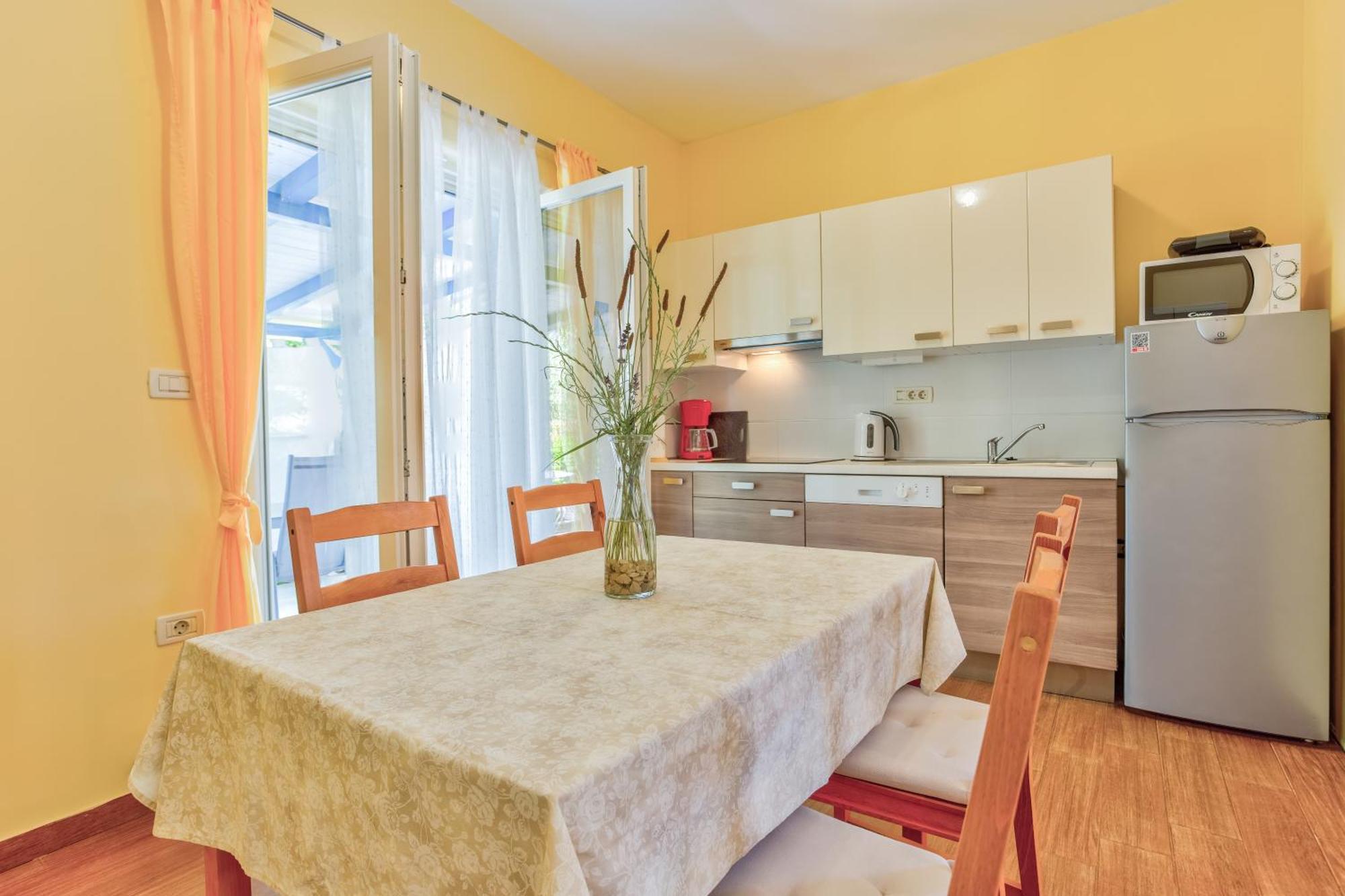 Apartment In Villa Moletto Seaside & Relax - 4 Guests Lovrečica エクステリア 写真