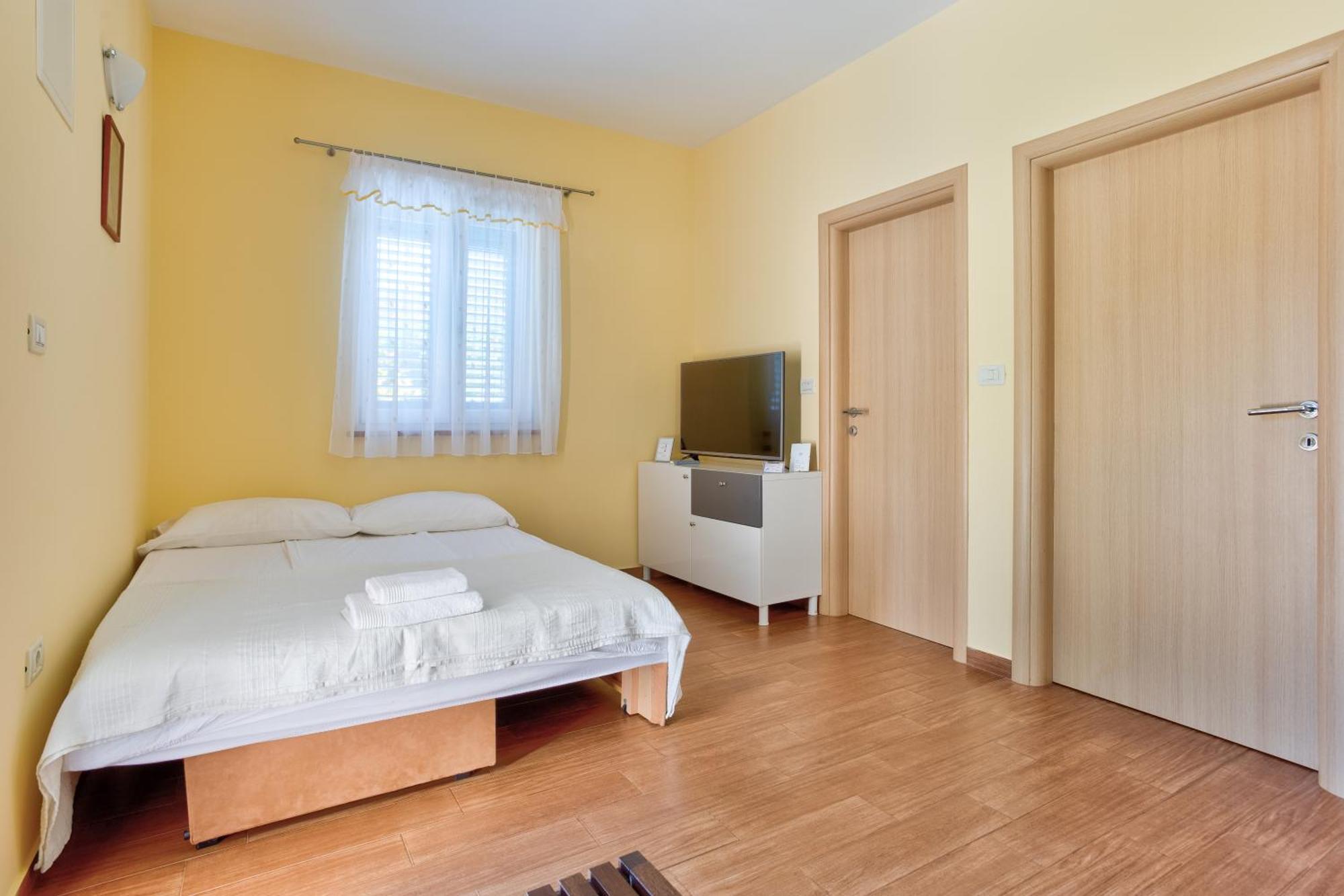 Apartment In Villa Moletto Seaside & Relax - 4 Guests Lovrečica エクステリア 写真
