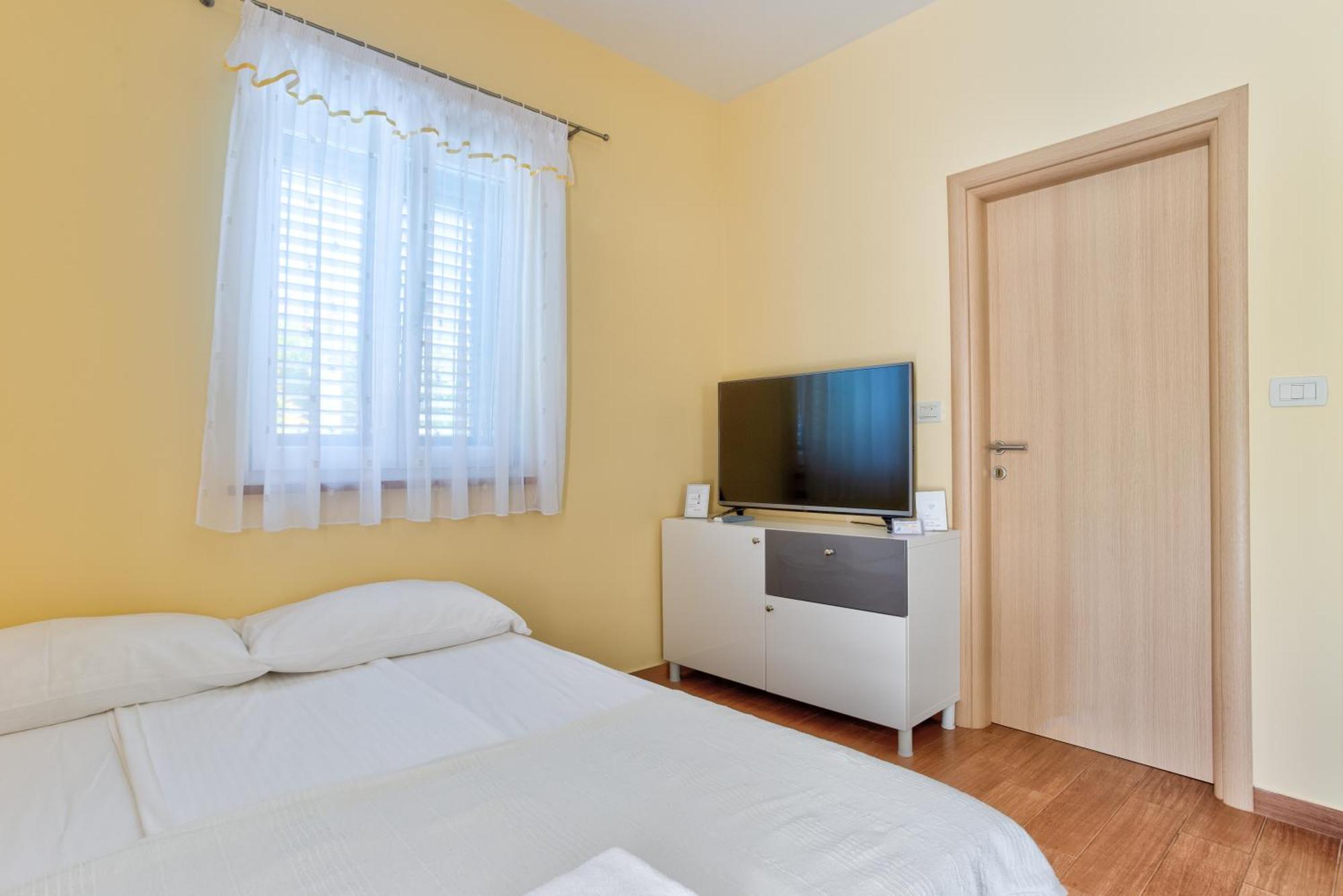 Apartment In Villa Moletto Seaside & Relax - 4 Guests Lovrečica エクステリア 写真